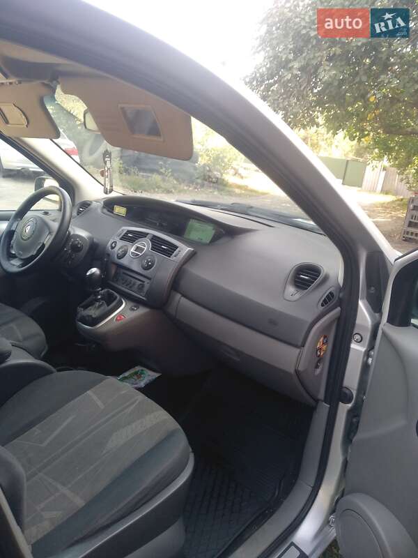 Минивэн Renault Grand Scenic 2006 в Хороле фото 15 Минивэн Renault Grand Scenic 2006 в Хороле