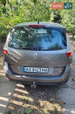 Минивэн Renault Grand Scenic 2009 в 