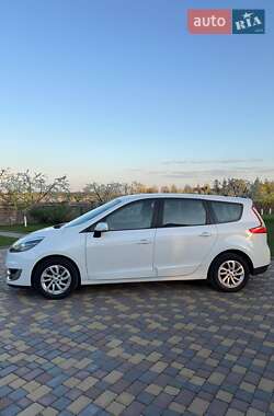 Минивэн Renault Grand Scenic 2012 в 