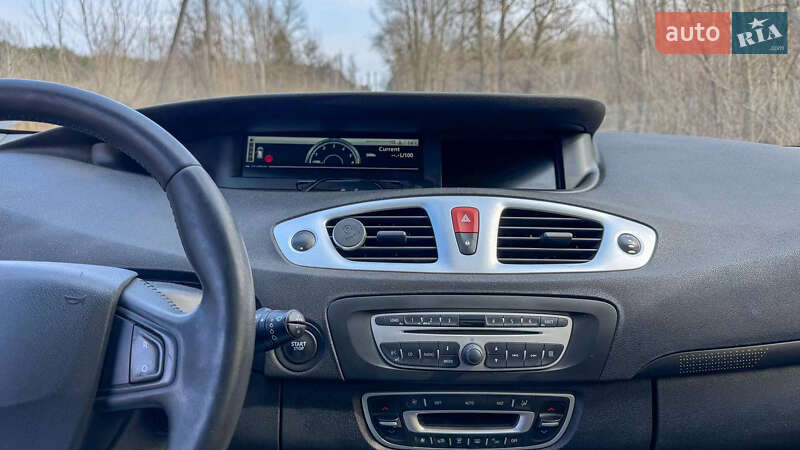 Минивэн Renault Grand Scenic 2009 в Обухове