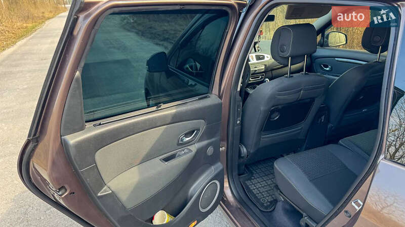 Минивэн Renault Grand Scenic 2009 в Обухове