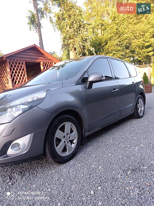 Минивэн Renault Grand Scenic 2011 в Тернополе