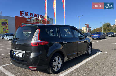 Минивэн Renault Grand Scenic 2010 в 