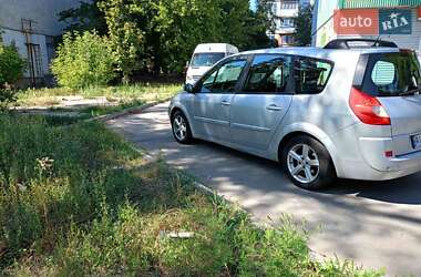 Минивэн Renault Grand Scenic 2007 в 