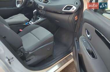 Минивэн Renault Grand Scenic 2012 в 