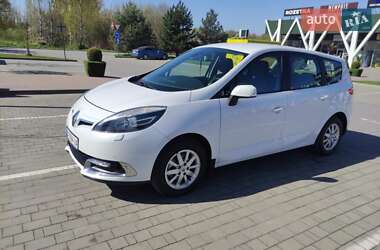 Минивэн Renault Grand Scenic 2012 в 