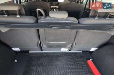 Минивэн Renault Grand Scenic 2012 в 