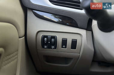 Минивэн Renault Grand Scenic 2009 в 