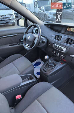 Мінівен Renault Grand Scenic 2013 в 