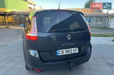 Минивэн Renault Grand Scenic 2010 в 