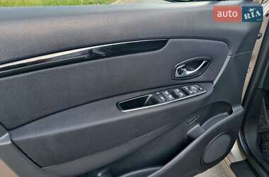 Мінівен Renault Grand Scenic 2012 в 