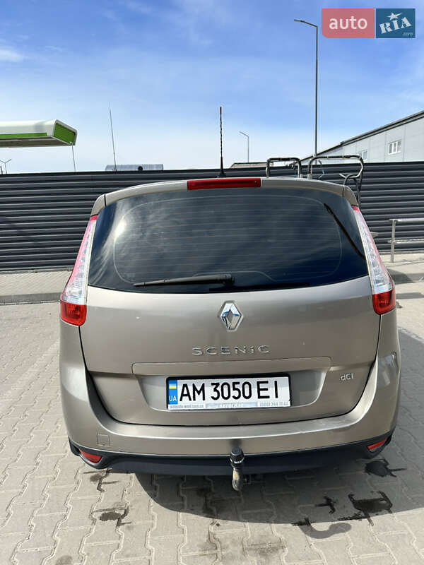 Минивэн Renault Grand Scenic 2010 в Житомире
