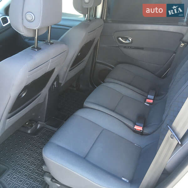 Минивэн Renault Grand Scenic 2010 в Житомире