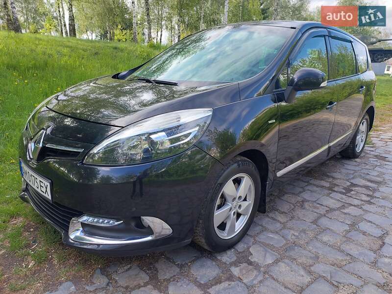 Мінівен Renault Grand Scenic 2012 в 