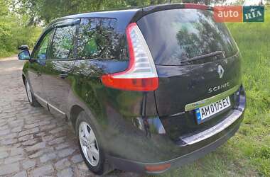 Мінівен Renault Grand Scenic 2012 в 