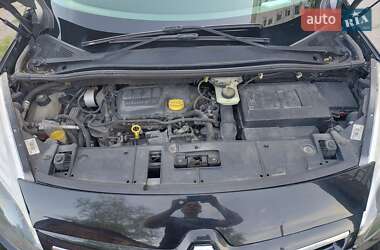 Мінівен Renault Grand Scenic 2012 в 