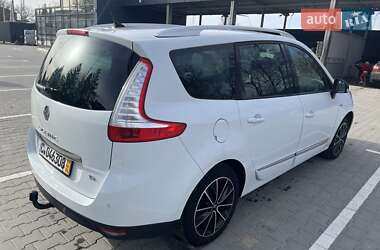 Мінівен Renault Grand Scenic 2013 в 