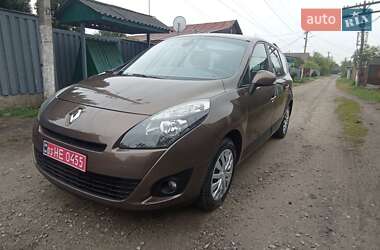 Минивэн Renault Grand Scenic 2010 в Дергачах