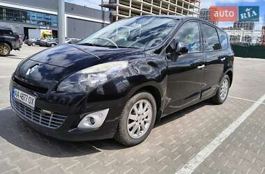 Минивэн Renault Grand Scenic 2011 в Киеве