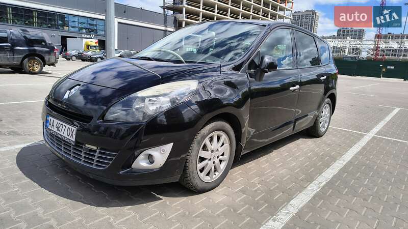 Renault Grand Scenic 2011