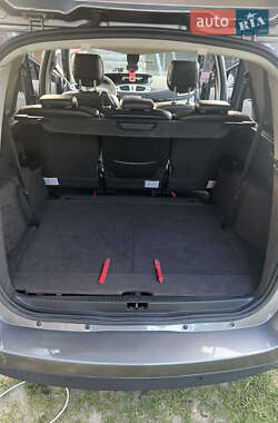 Мінівен Renault Grand Scenic 2010 в 