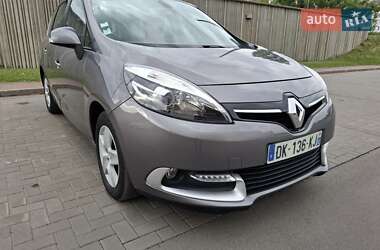Минивэн Renault Grand Scenic 2014 в 