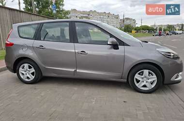 Минивэн Renault Grand Scenic 2014 в 