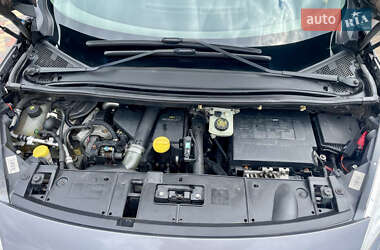 Мінівен Renault Grand Scenic 2013 в 