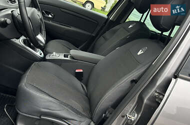 Минивэн Renault Grand Scenic 2011 в 