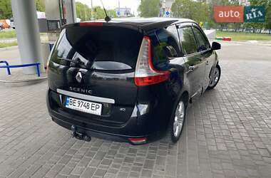 Мінівен Renault Grand Scenic 2011 в 