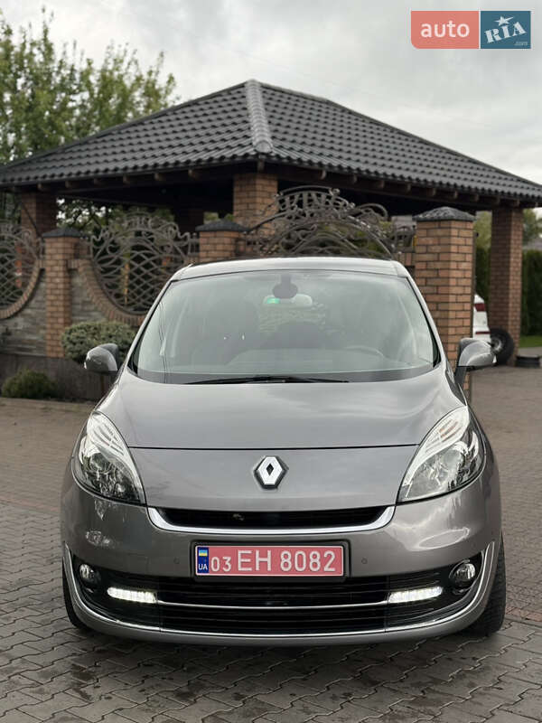 Мінівен Renault Grand Scenic 2012 в 