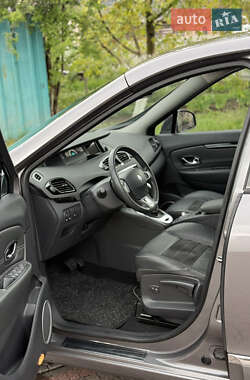Мінівен Renault Grand Scenic 2012 в 