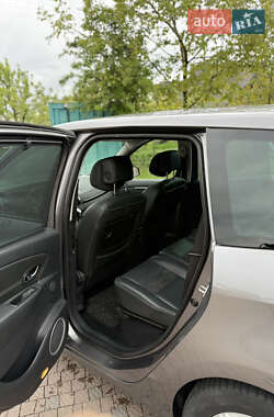 Мінівен Renault Grand Scenic 2012 в 