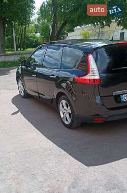 Мінівен Renault Grand Scenic 2010 в 