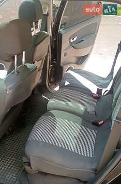 Мінівен Renault Grand Scenic 2010 в 