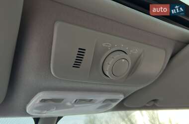 Минивэн Renault Grand Scenic 2012 в 