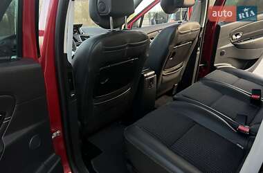 Минивэн Renault Grand Scenic 2012 в 