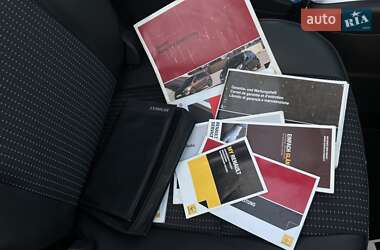 Минивэн Renault Grand Scenic 2012 в 