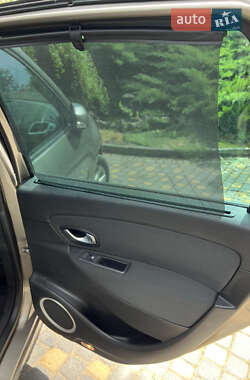 Минивэн Renault Grand Scenic 2009 в 