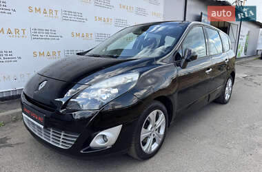 Минивэн Renault Grand Scenic 2010 в 