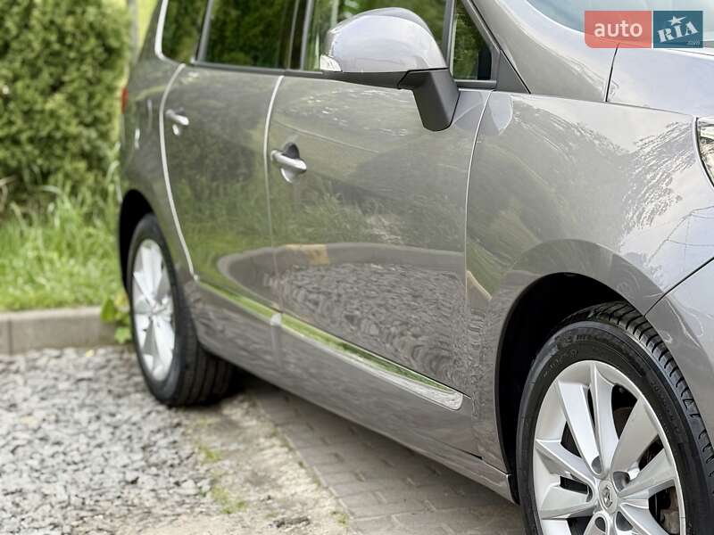 Мінівен Renault Grand Scenic 2013 в Стрию