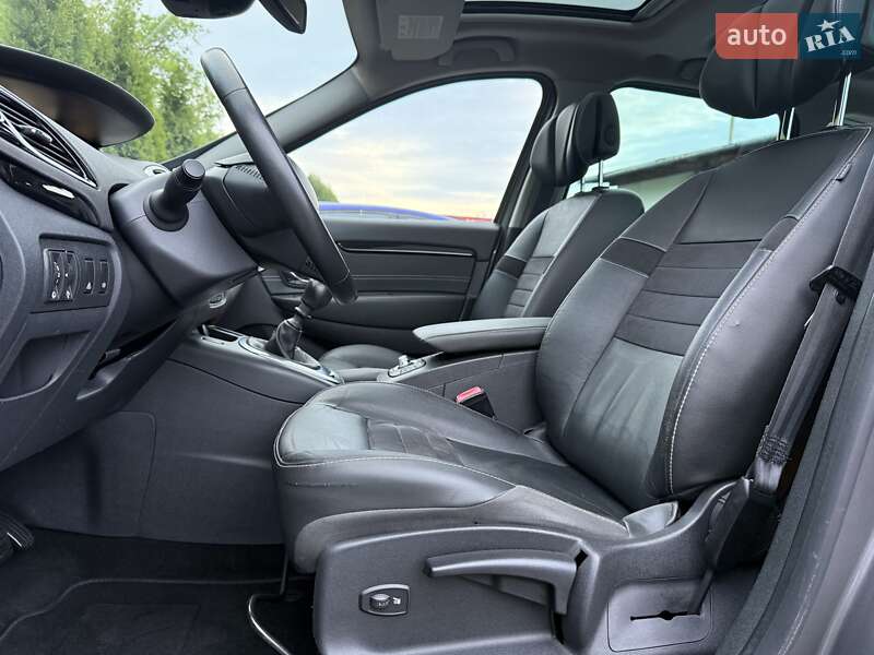 Мінівен Renault Grand Scenic 2013 в Стрию