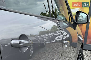 Мінівен Renault Grand Scenic 2015 в 