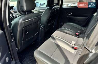 Минивэн Renault Grand Scenic 2012 в 