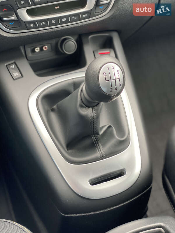 Мінівен Renault Grand Scenic 2009 в Житомирі