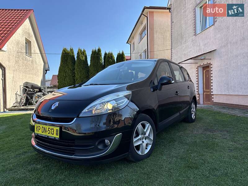 Минивэн Renault Grand Scenic 2013 в Ивано-Франковске