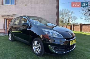 Минивэн Renault Grand Scenic 2013 в 