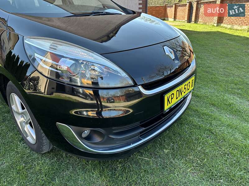 Минивэн Renault Grand Scenic 2013 в Ивано-Франковске