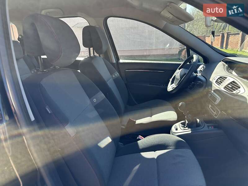 Минивэн Renault Grand Scenic 2013 в Ивано-Франковске