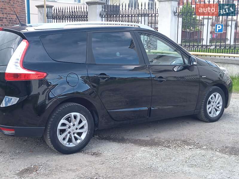 Минивэн Renault Grand Scenic 2014 в Дрогобыче